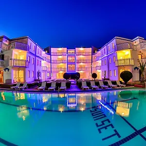 2* Hotel Sunset Village